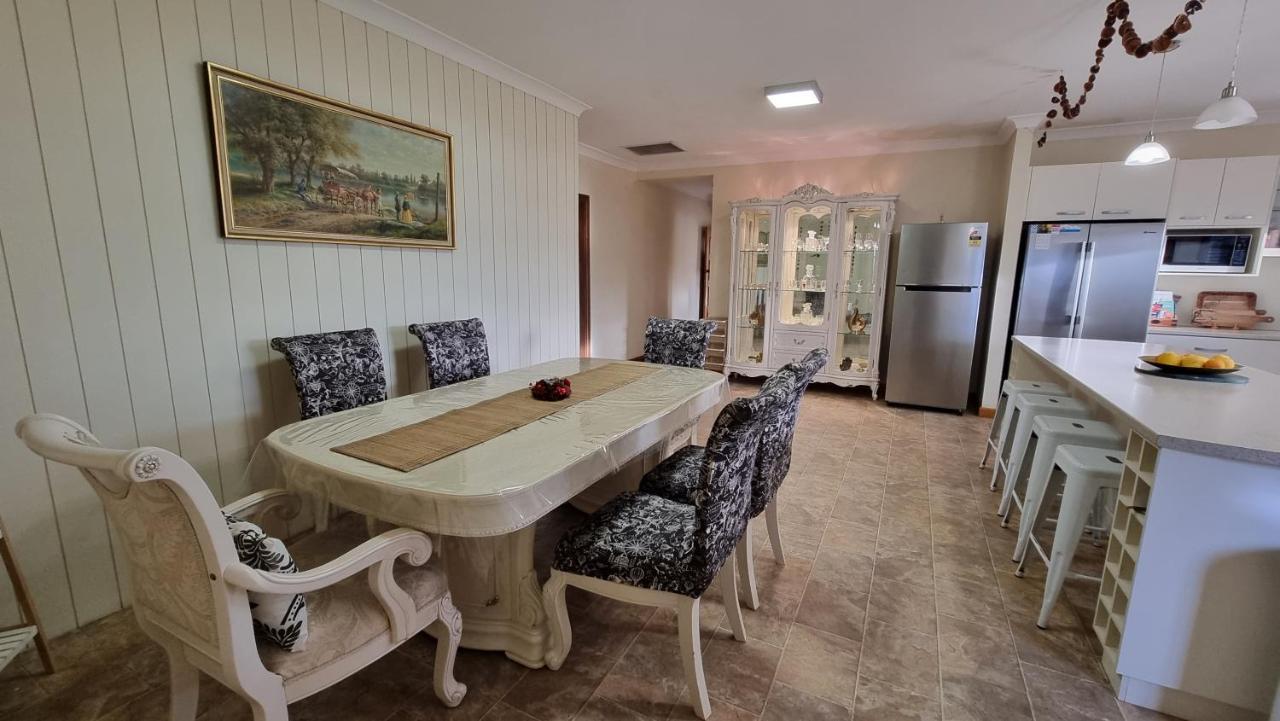 Spacious Holiday Home - Waikerie Exterior foto